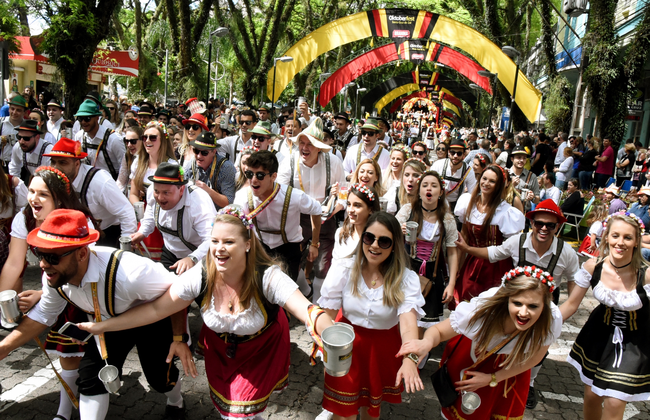 Vai come ar a Festa da Alegria Oktober Santa Cruz do Sul